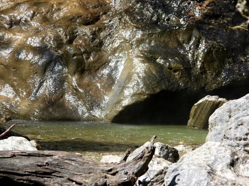Waterval In Het Huis Boshoek Aschau im Chiemgau Tyskland